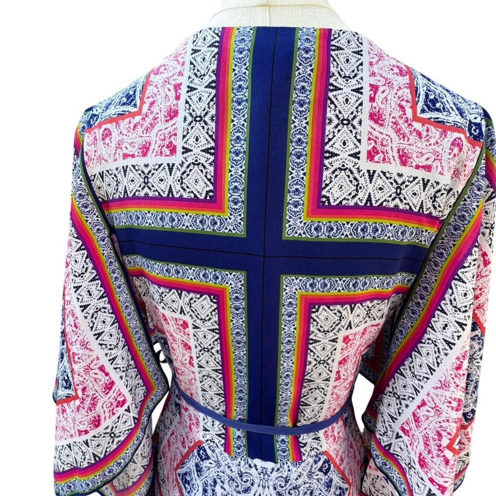 Trina Turk Silk Wrap Dress Womens Blue Pink Paisley Handkerchief Hem Resortwear - Picture 4 of 15